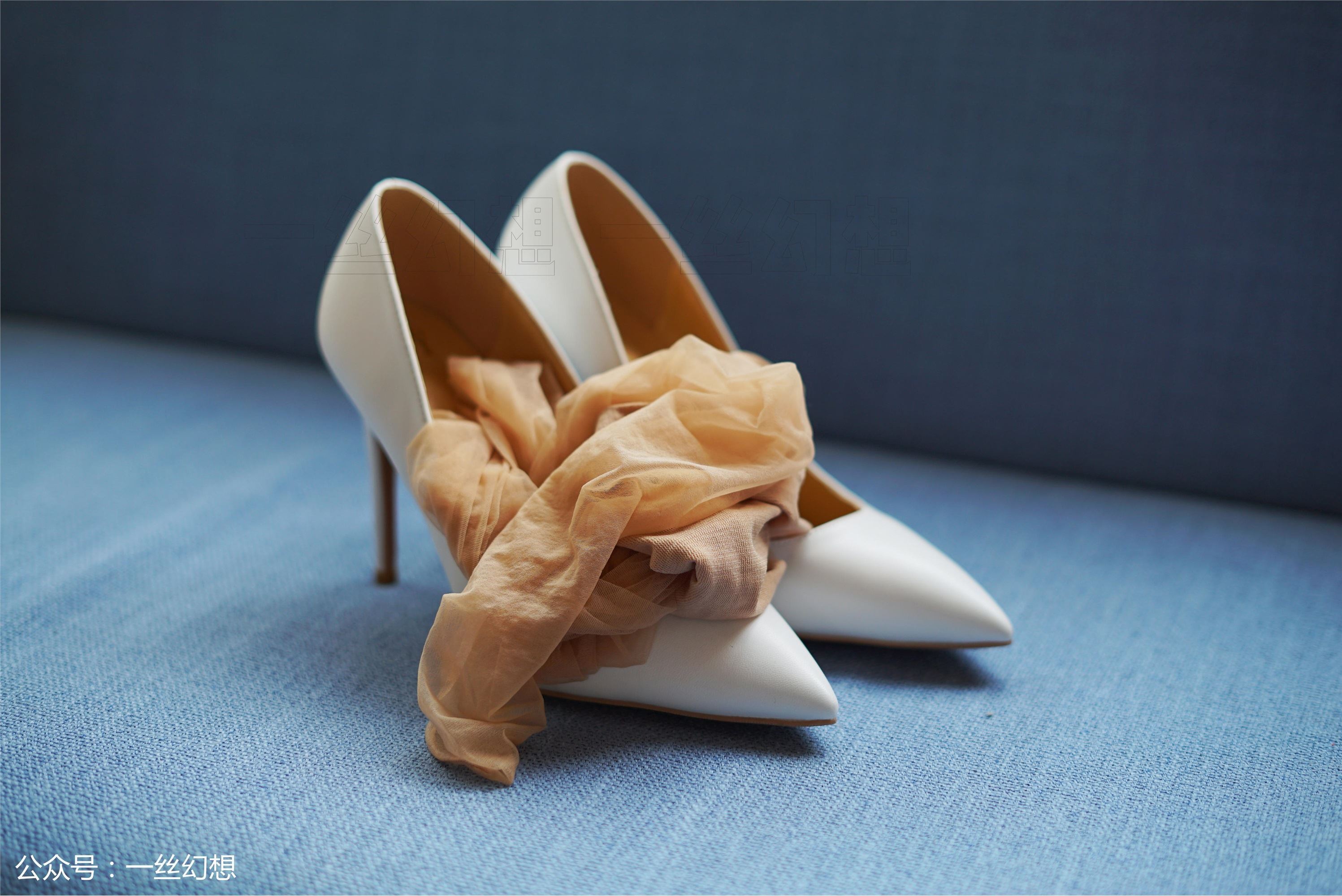 高丝女子图鉴 袜小喵×一丝幻想 NZ026 茜茜